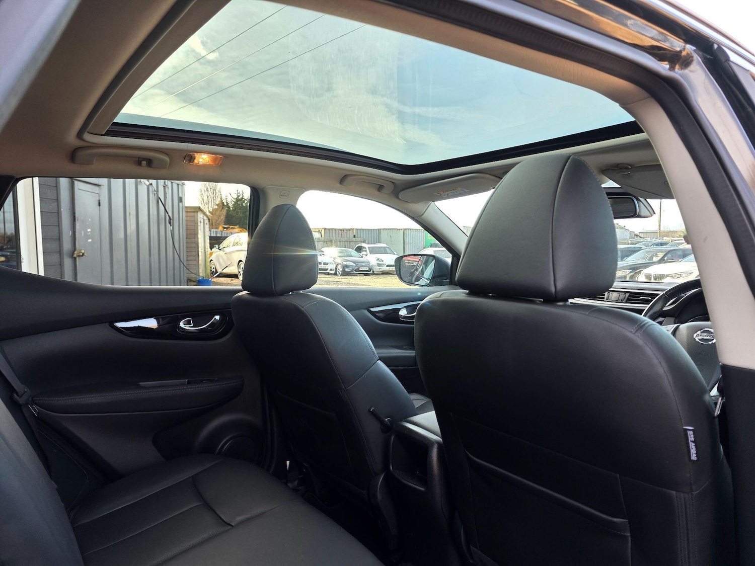 Used Nissan Qashqai 2017 for sale - 77637435: Photo 18