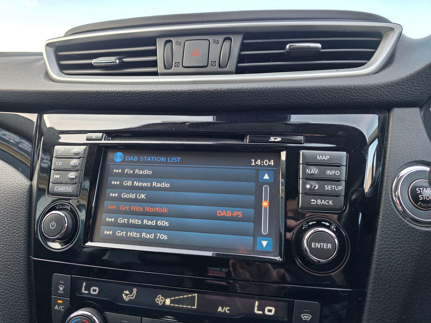 Used Nissan Qashqai 2017 for sale - 77637435: Photo 30