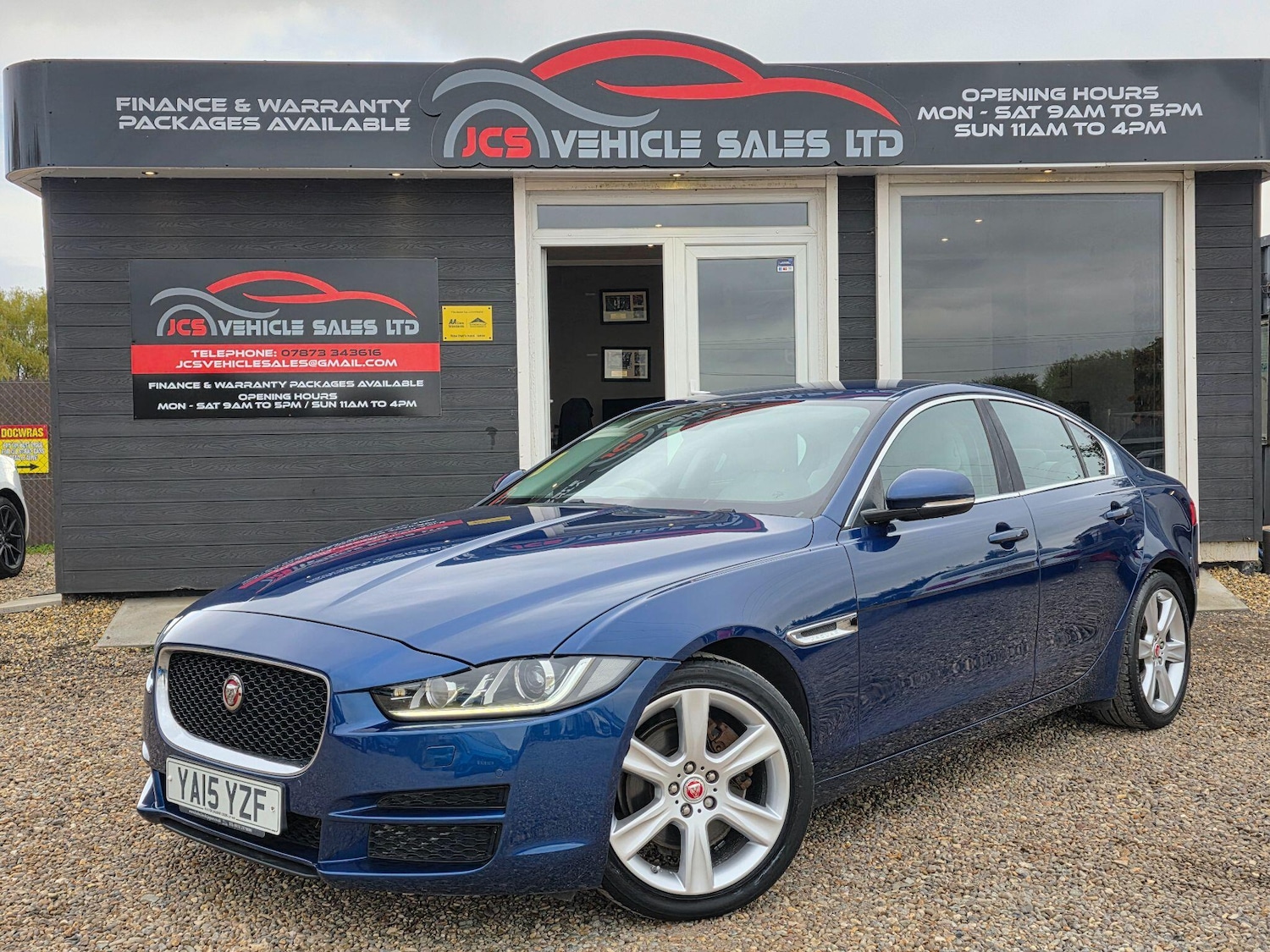 Used Jaguar XE 2015 for sale - 76599472: Photo 11