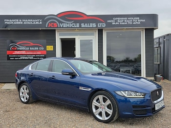 Used Jaguar XE 2015 for sale - 76599472: Photo