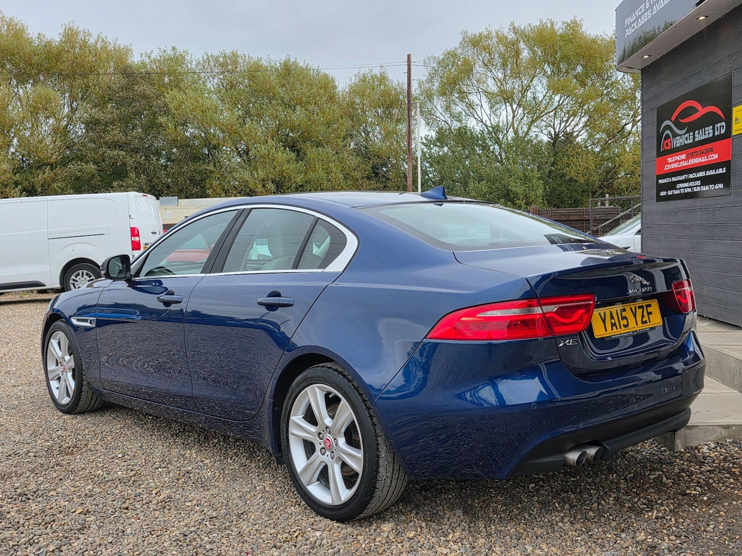 Used Jaguar XE 2015 for sale - 76599472: Photo 7