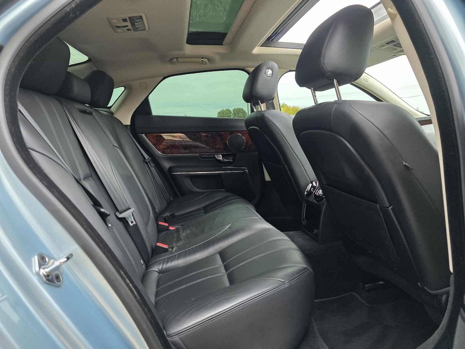 Used Jaguar XJ 2011 for sale - 76599473: Photo 15