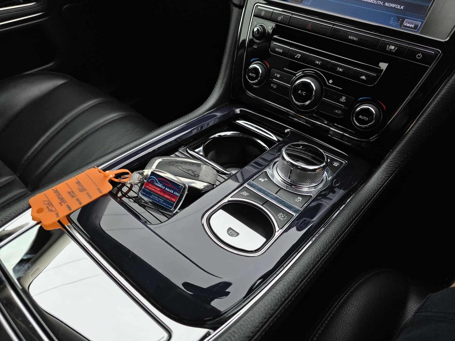 Used Jaguar XJ 2011 for sale - 76599473: Photo 25