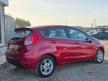 Used Ford Fiesta 2017 for sale - 77738611: Photo