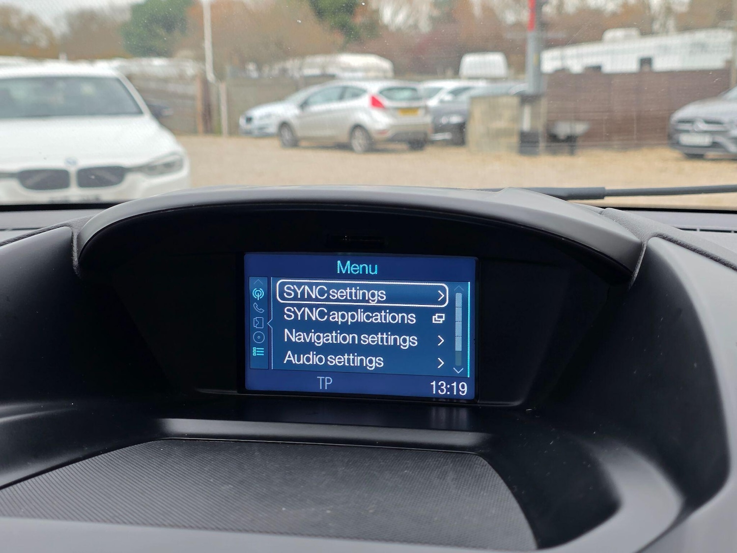 Used Ford Kuga 2015 for sale - 76964702: Photo 25