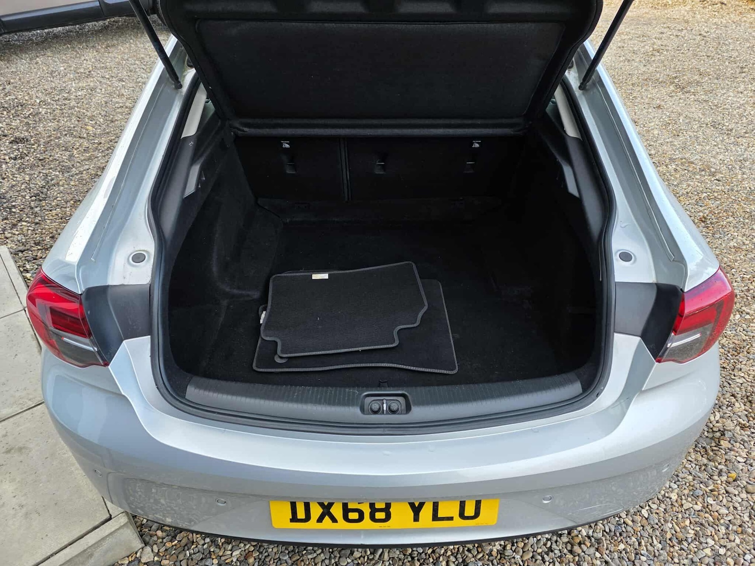 Used Vauxhall Insignia 2018 for sale - 76633145: Photo 15