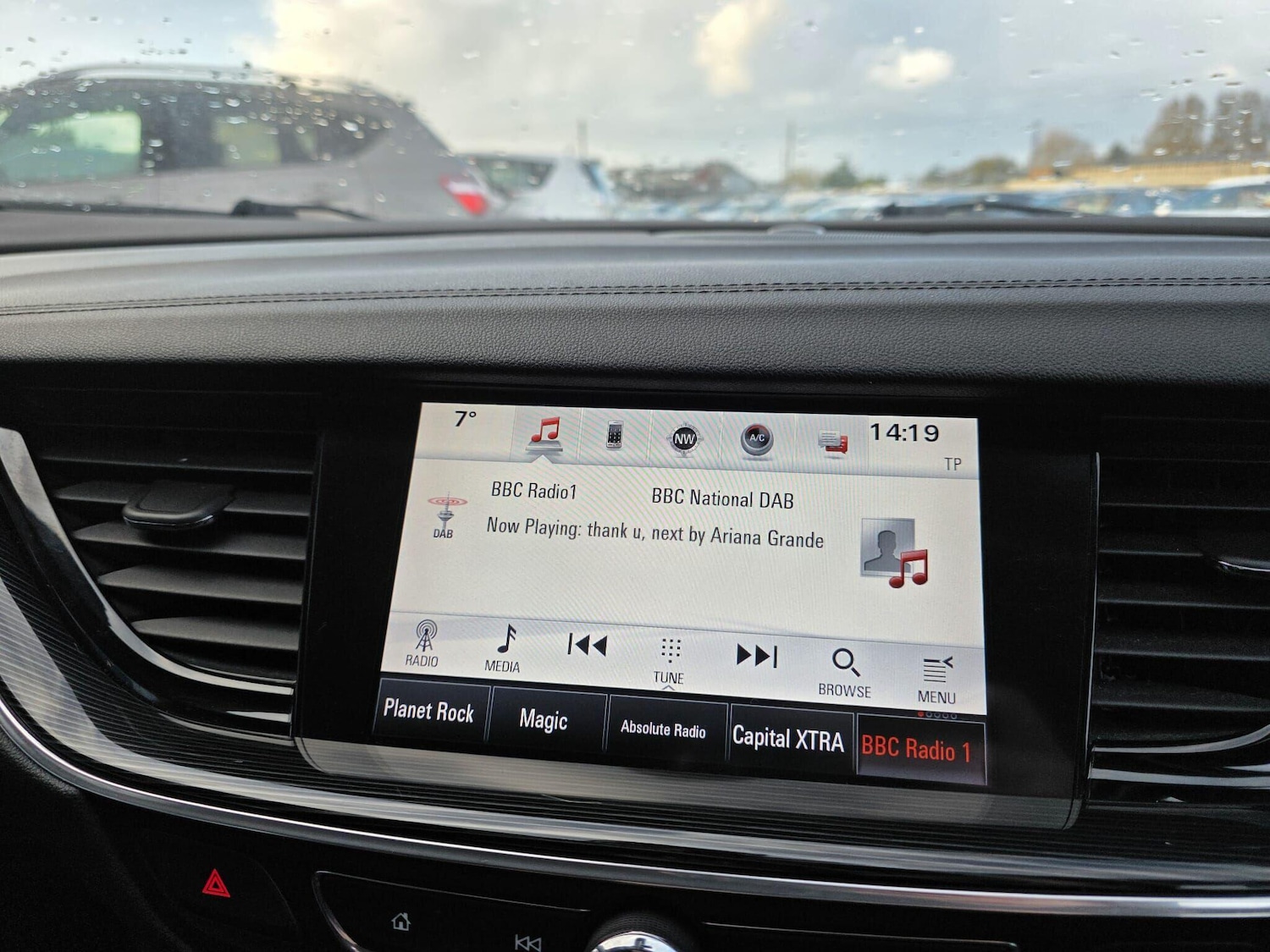 Used Vauxhall Insignia 2018 for sale - 76633145: Photo 28