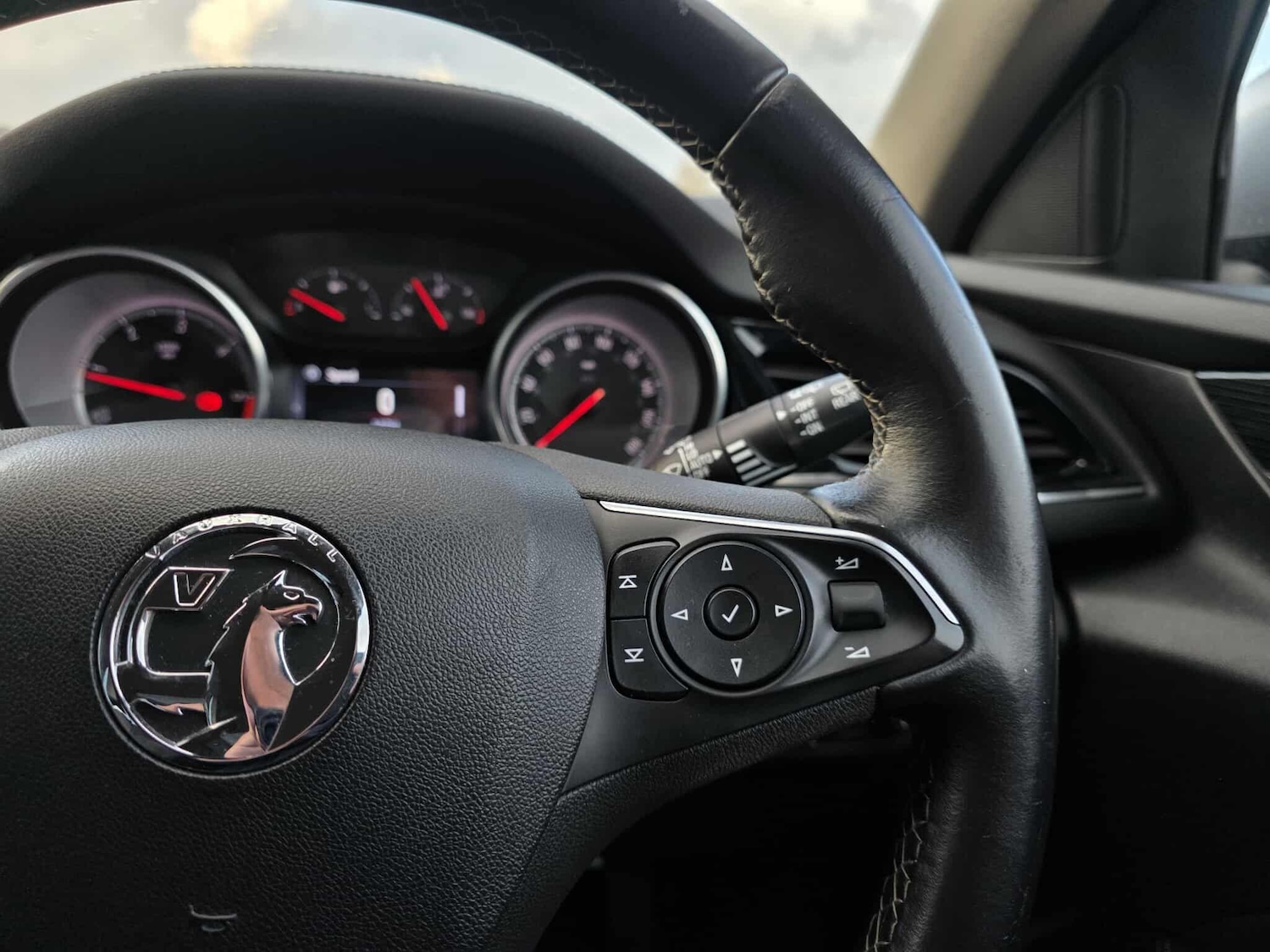 Used Vauxhall Insignia 2018 for sale - 76633145: Photo 32