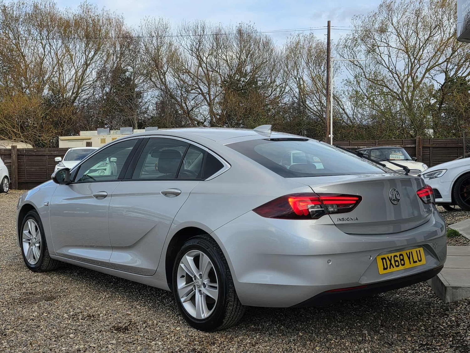 Used Vauxhall Insignia 2018 for sale - 76633145: Photo 5