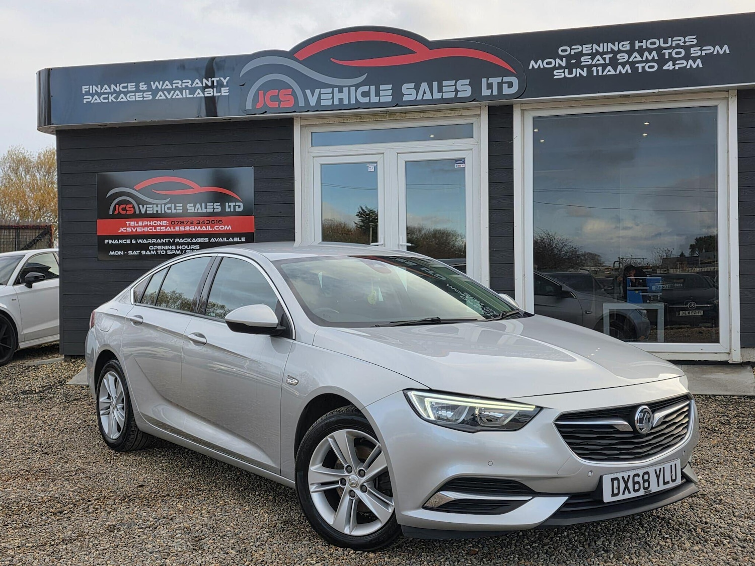 Used Vauxhall Insignia 2018 for sale - 76633145: Photo 6