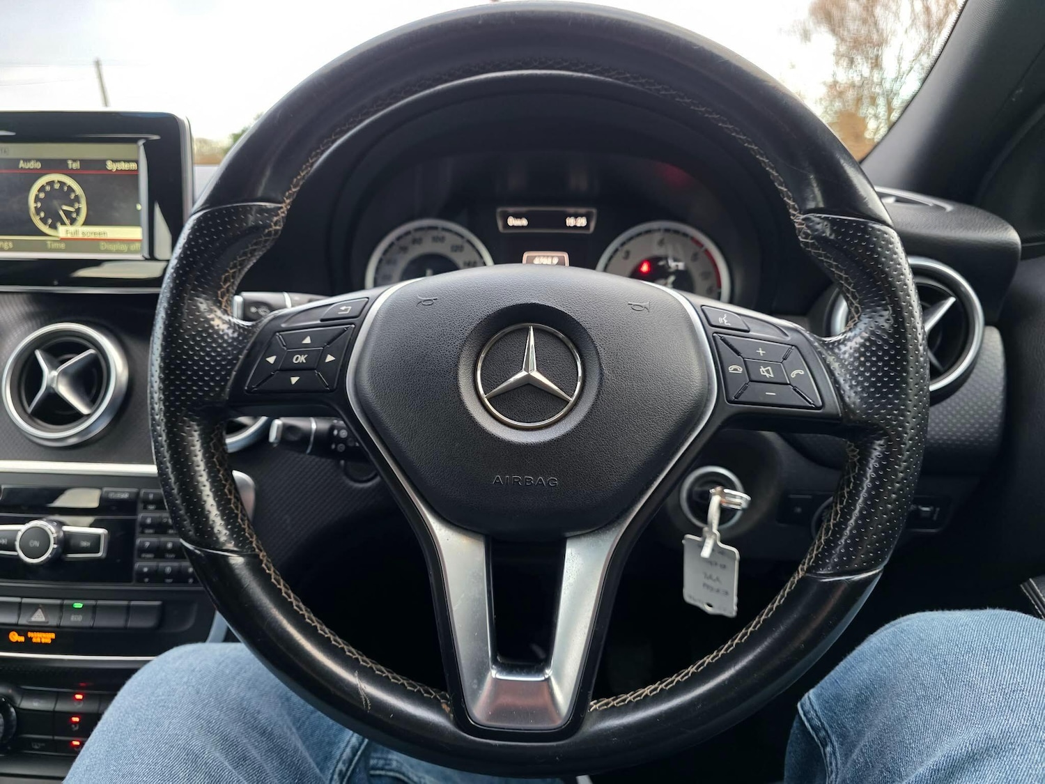 Used Mercedes-Benz A-Class 2015 for sale - 76855631: Photo 31