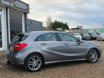 Used Mercedes-Benz A-Class 2015 for sale - 76855631: Photo
