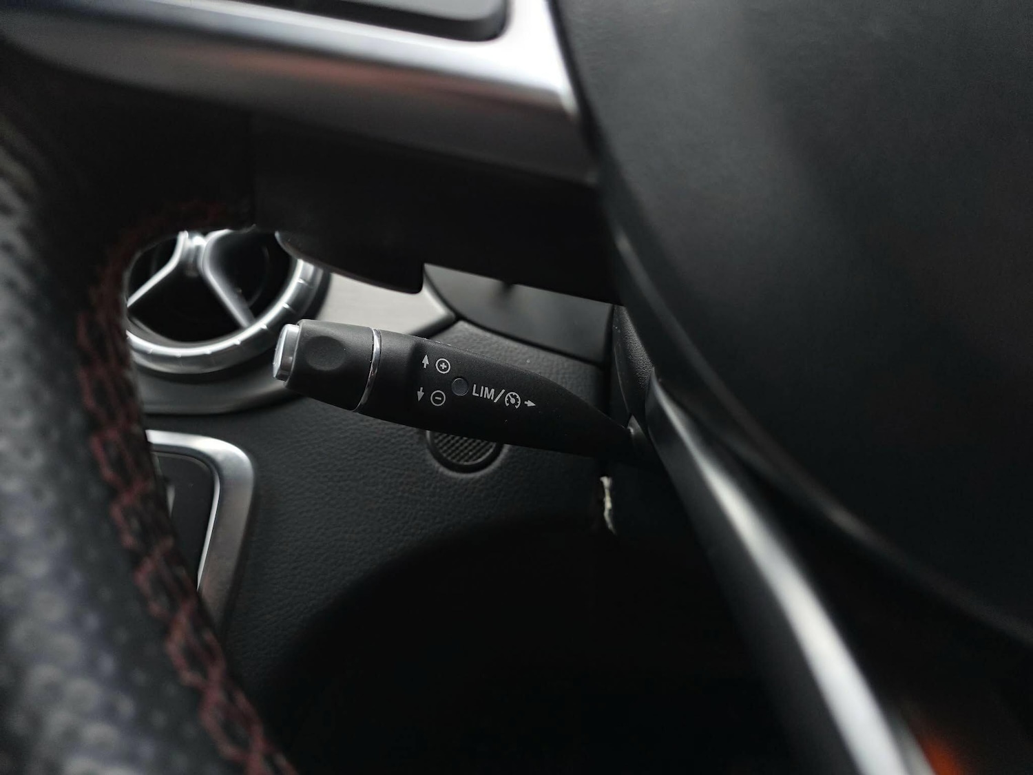 Used Mercedes-Benz CLA 2016 for sale - 77898473: Photo 33