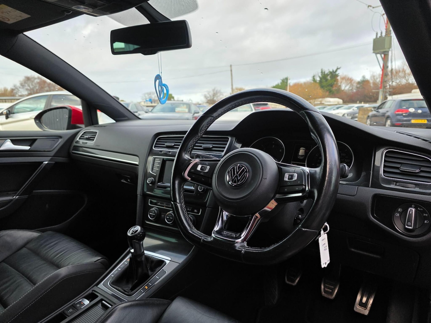 Used Volkswagen Golf 2014 for sale - 76855977: Photo 11