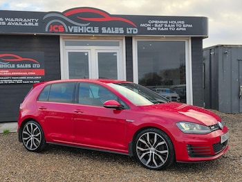 Used Volkswagen Golf 2014 for sale - 76855977: Photo