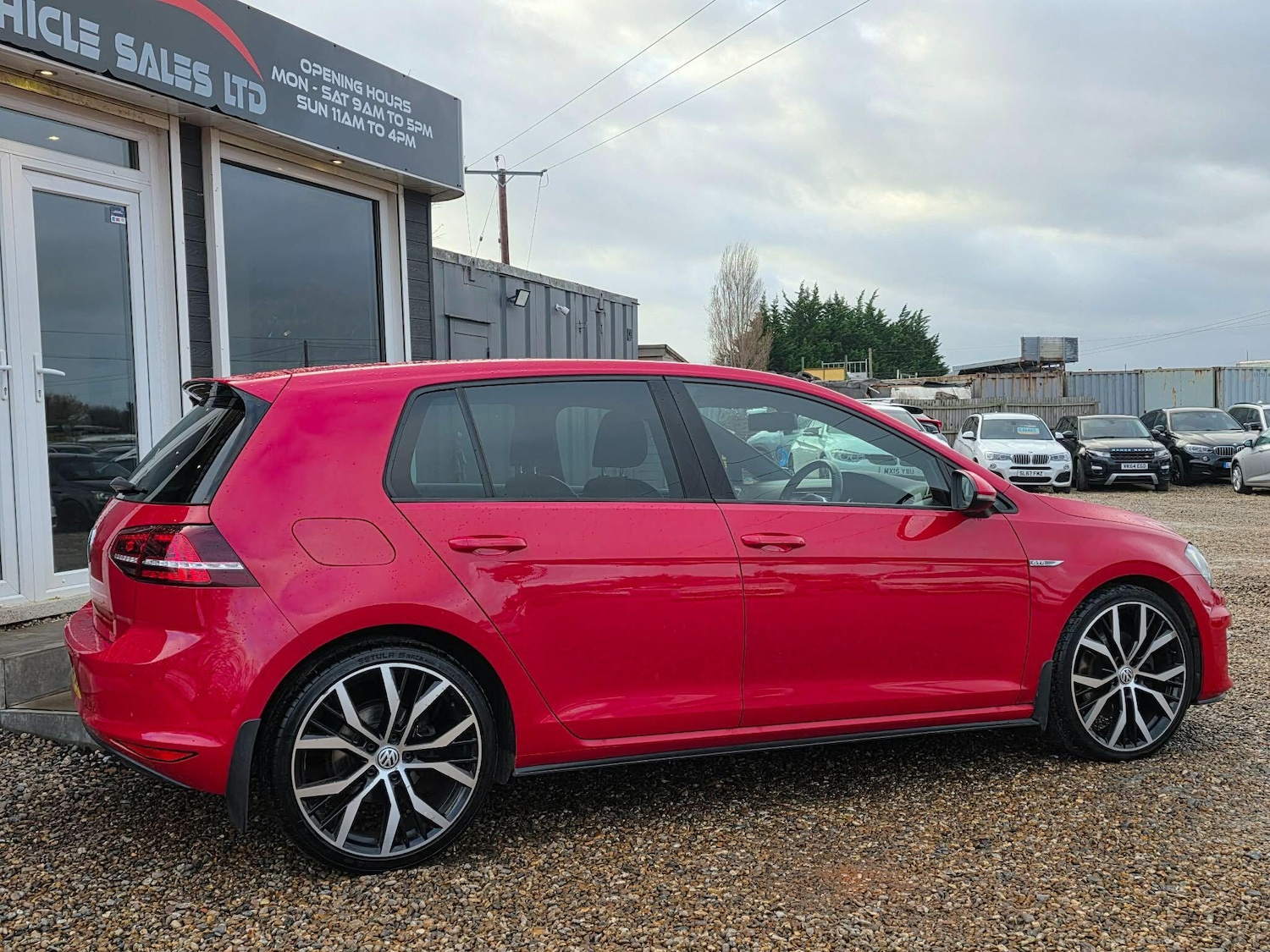 Used Volkswagen Golf 2014 for sale - 76855977: Photo 4