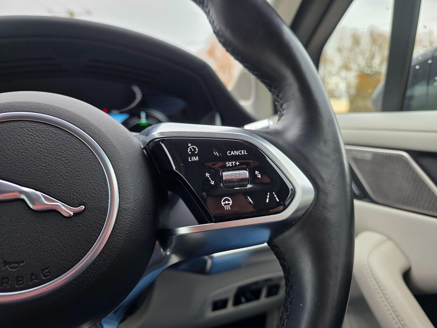 Used Jaguar I-Pace 2020 for sale - 76887067: Photo 44