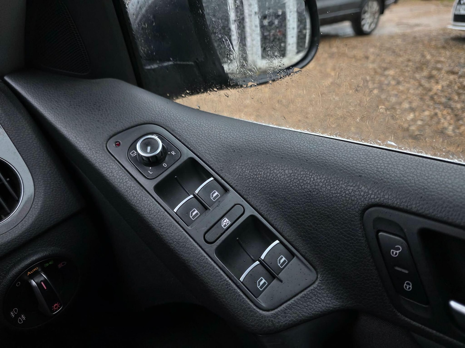 Used Volkswagen Tiguan 2012 for sale - 77565138: Photo 30