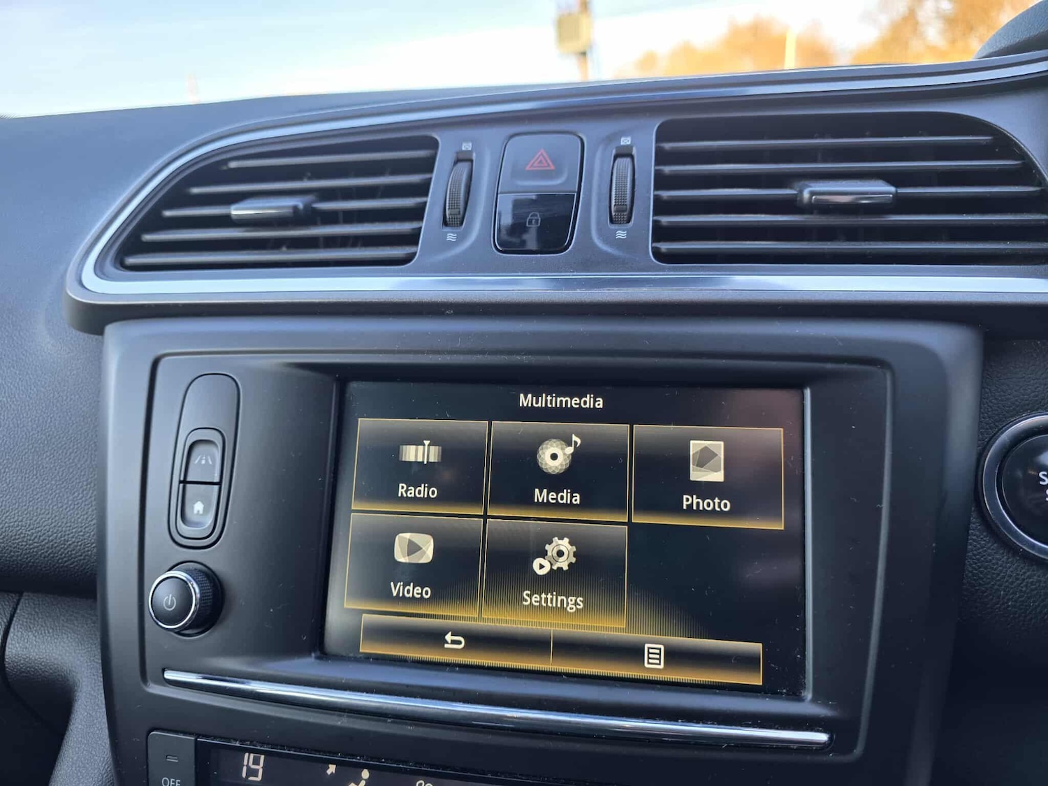 Used Renault Kadjar 2016 for sale - 76599417: Photo 28