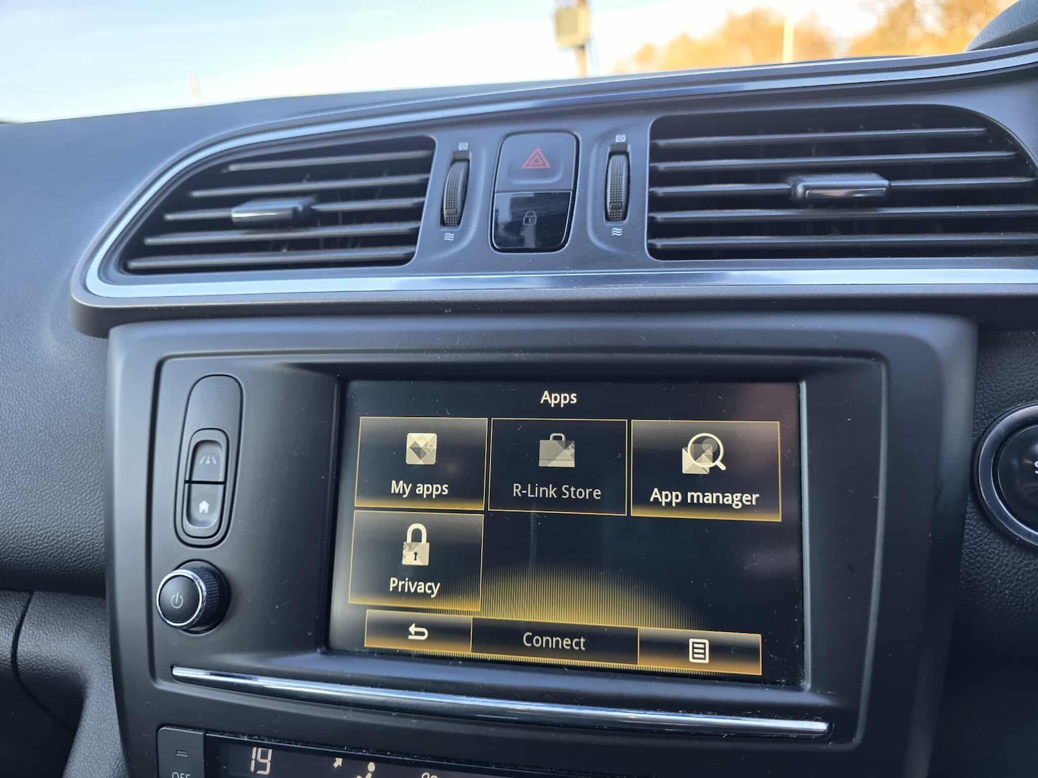 Used Renault Kadjar 2016 for sale - 76599417: Photo 29