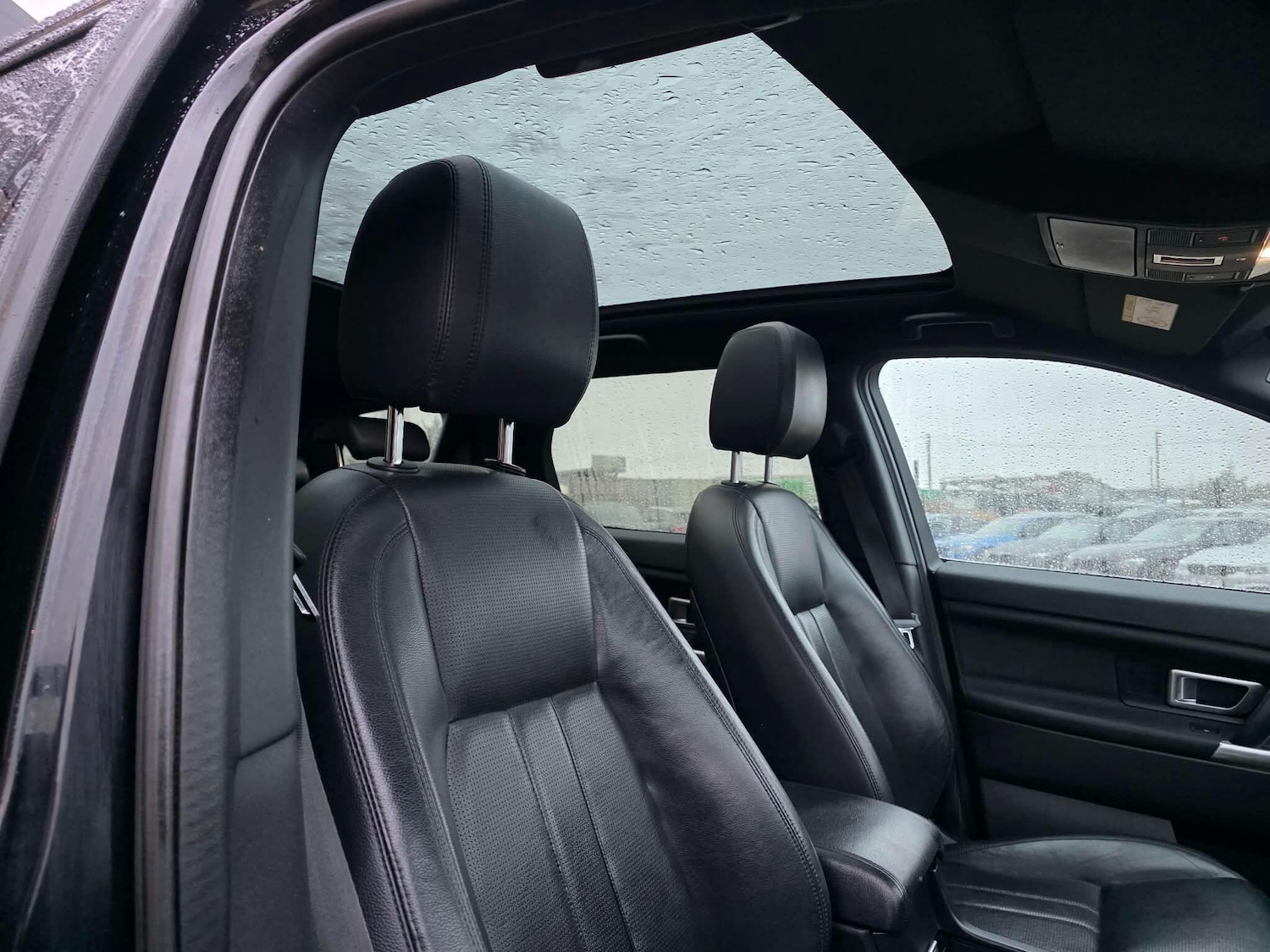 Used Land Rover Discovery Sport for sale - 77565080: Photo 17