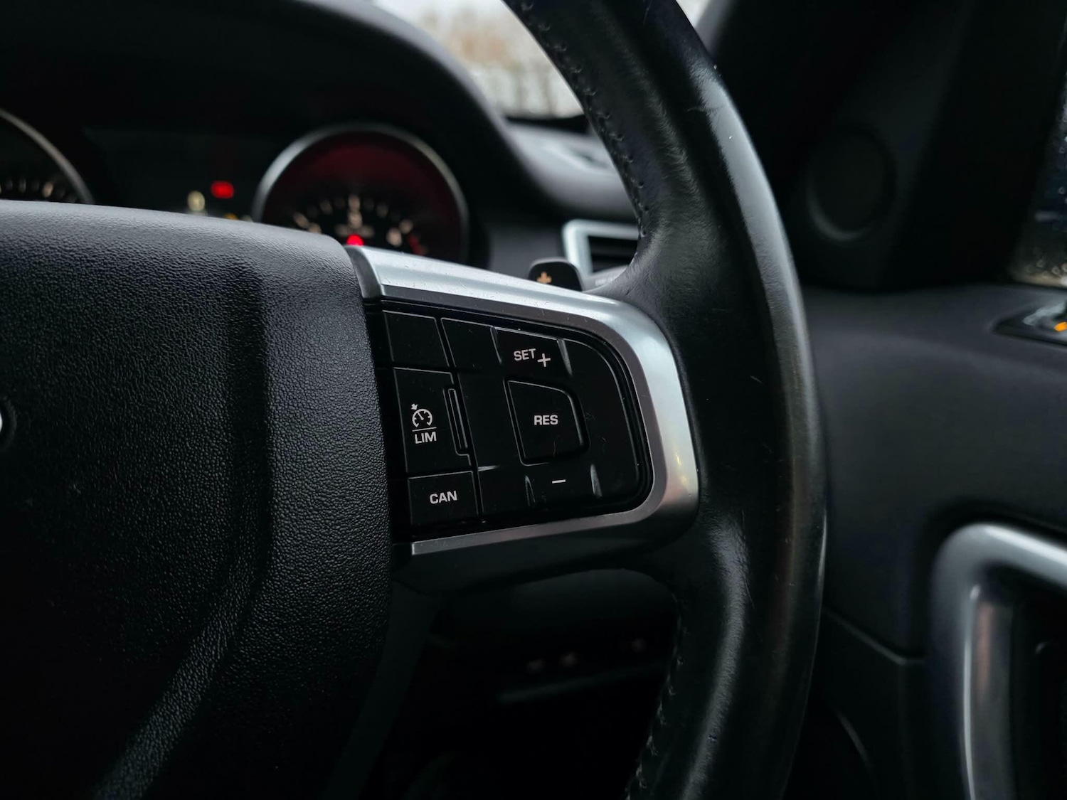 Used Land Rover Discovery Sport for sale - 77565080: Photo 38