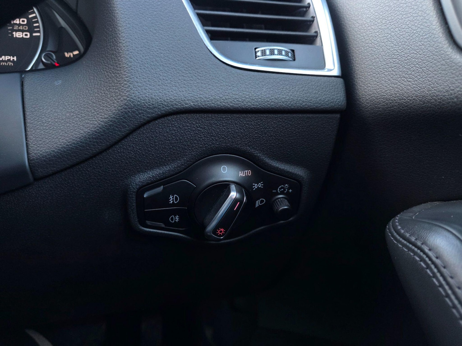 Used Audi Q5 2012 for sale - 77722745: Photo 35