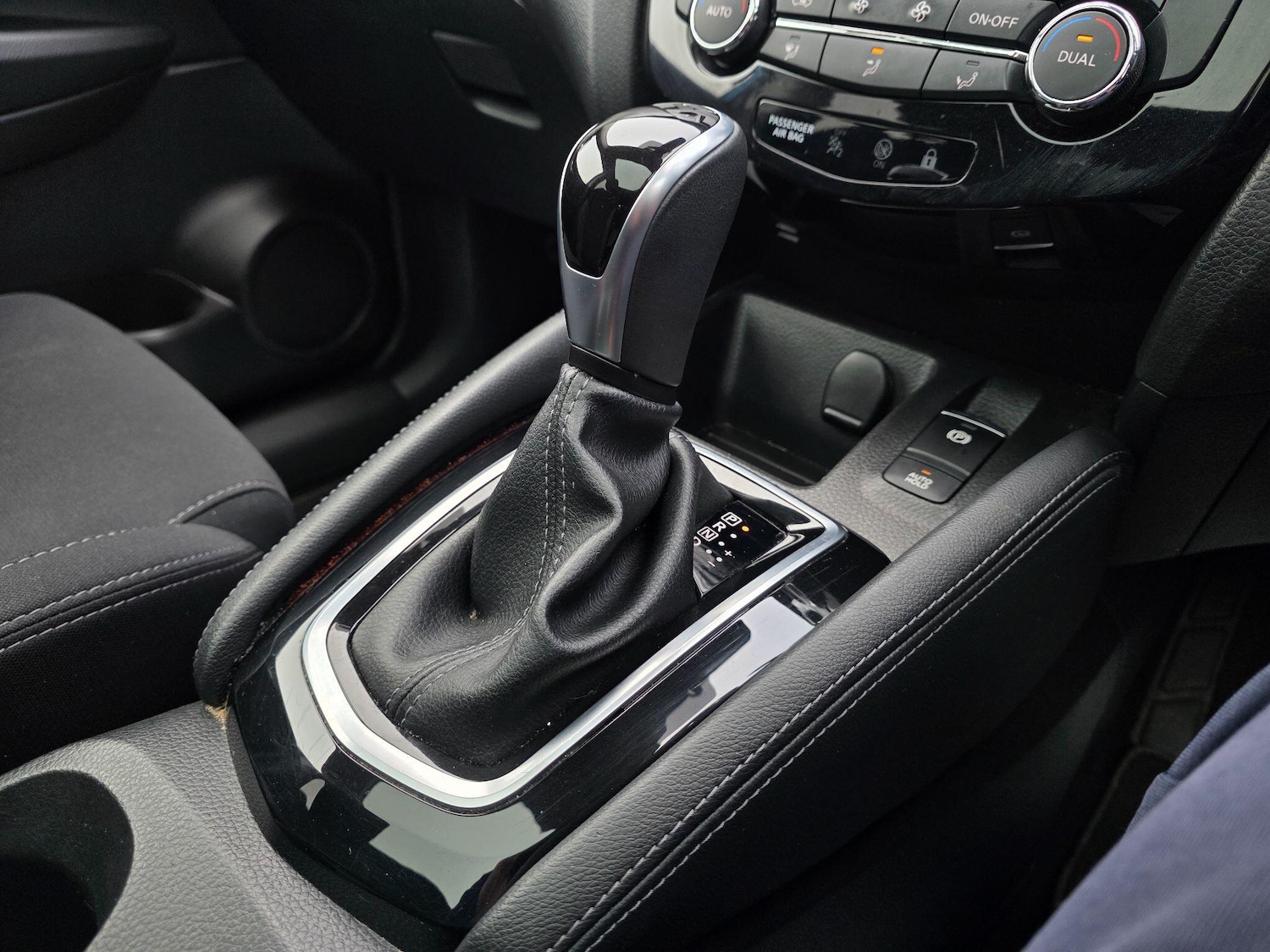 Used Nissan Qashqai for sale - 77752860: Photo 27