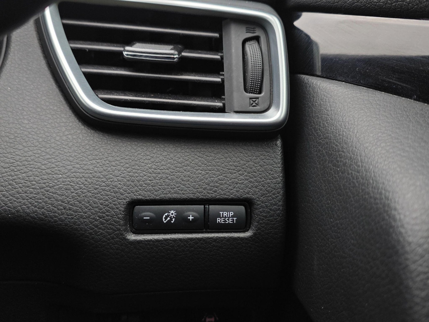 Used Nissan Qashqai for sale - 77752860: Photo 40