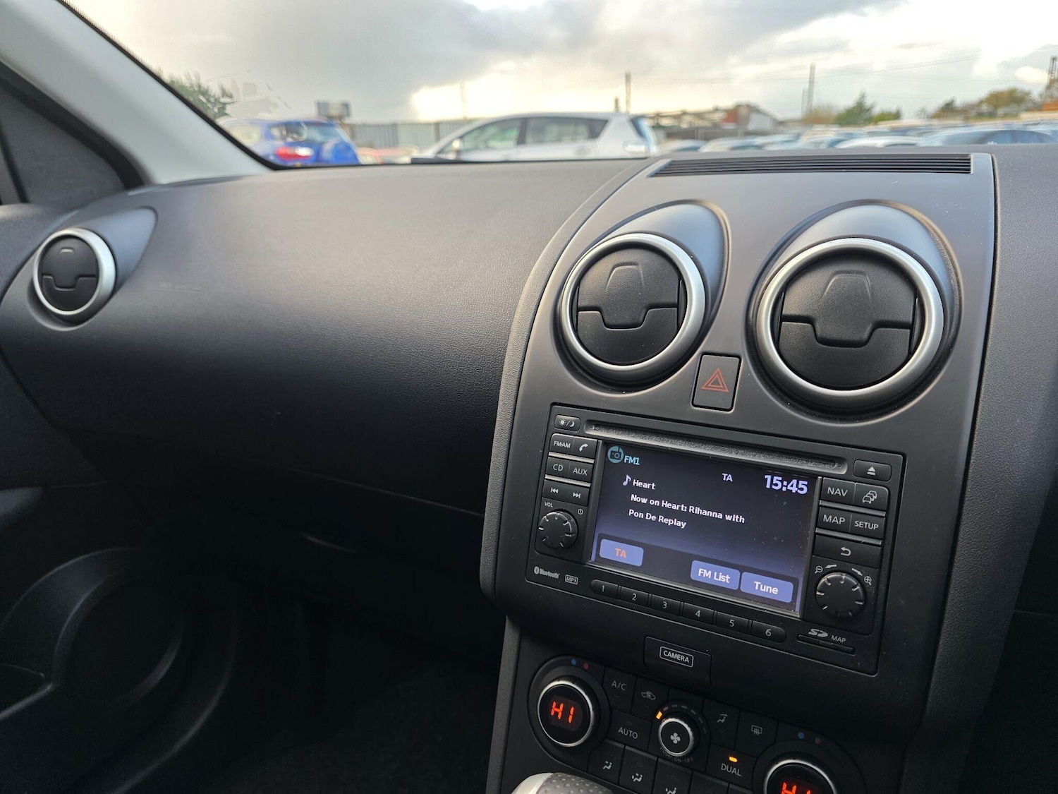 Used Nissan Qashqai 2012 for sale - 76633588: Photo 19