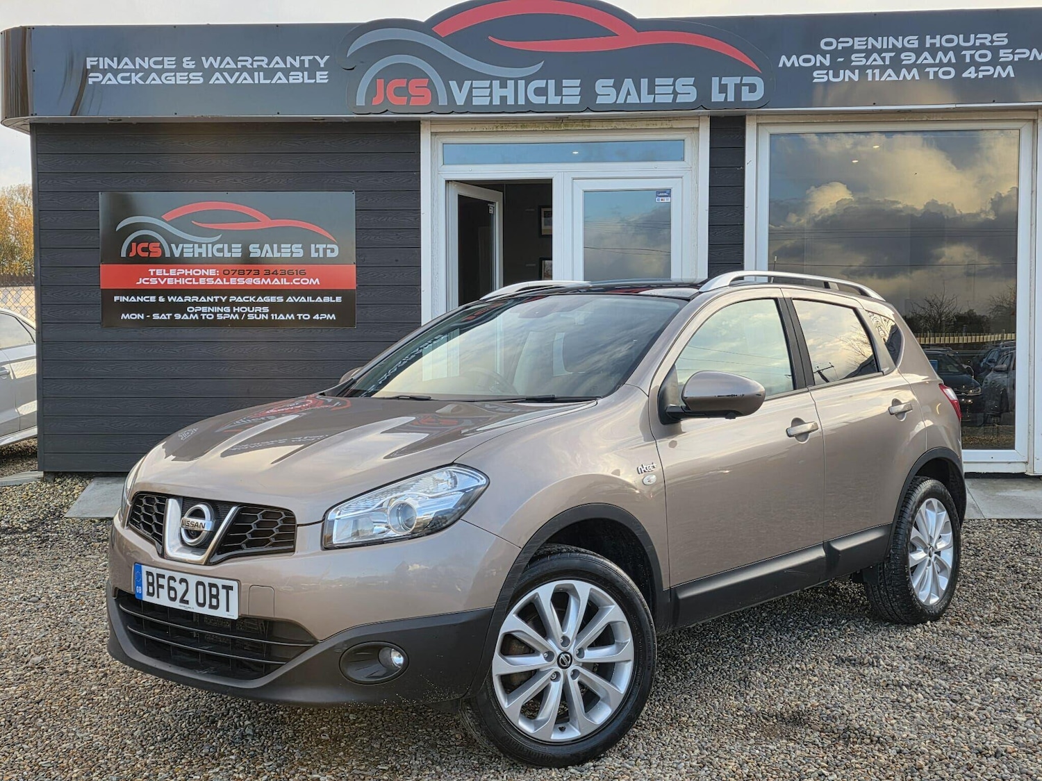 Used Nissan Qashqai 2012 for sale - 76633588: Photo 2