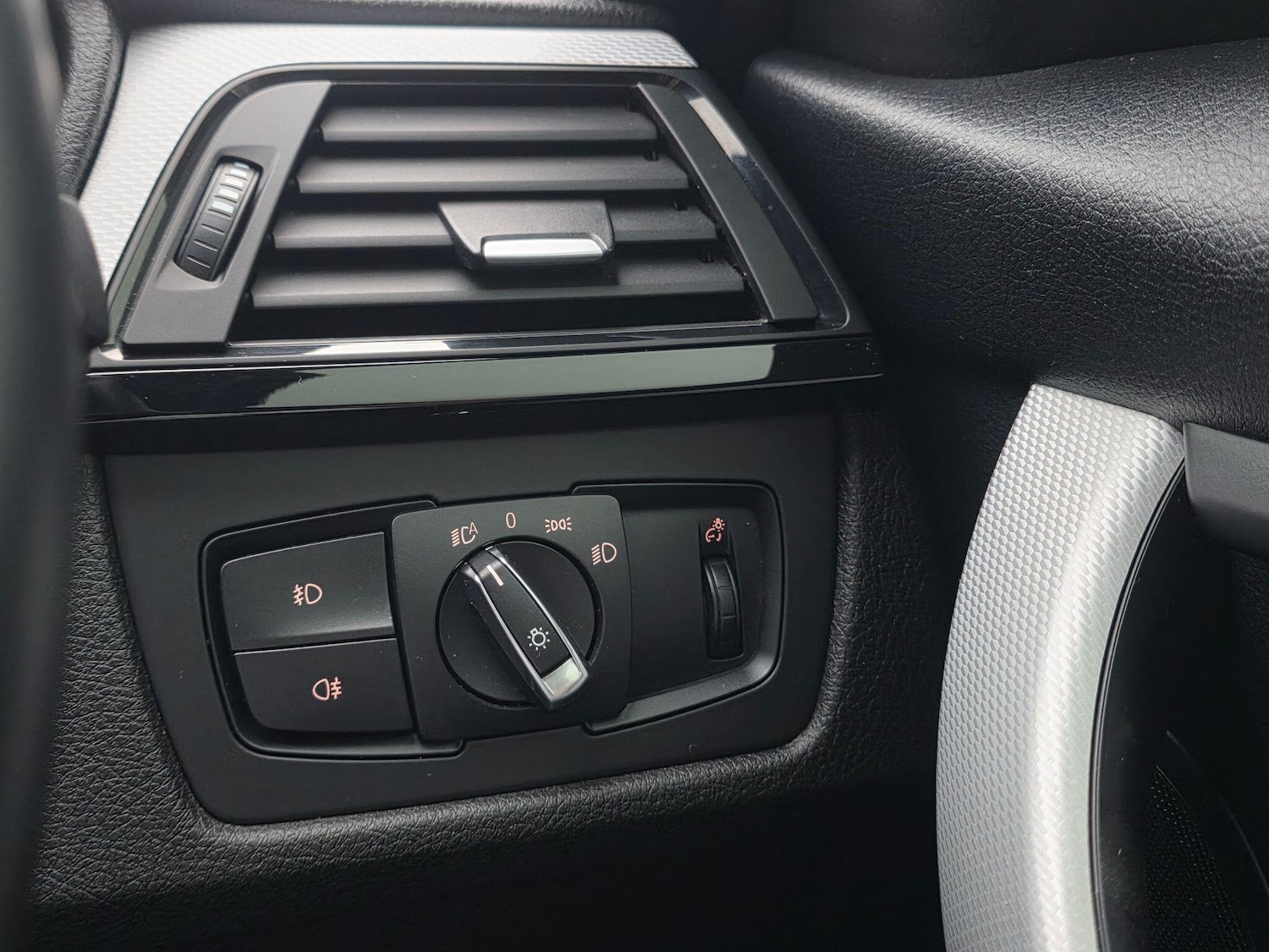 Used BMW 3 Series 2014 for sale - 77057462: Photo 40