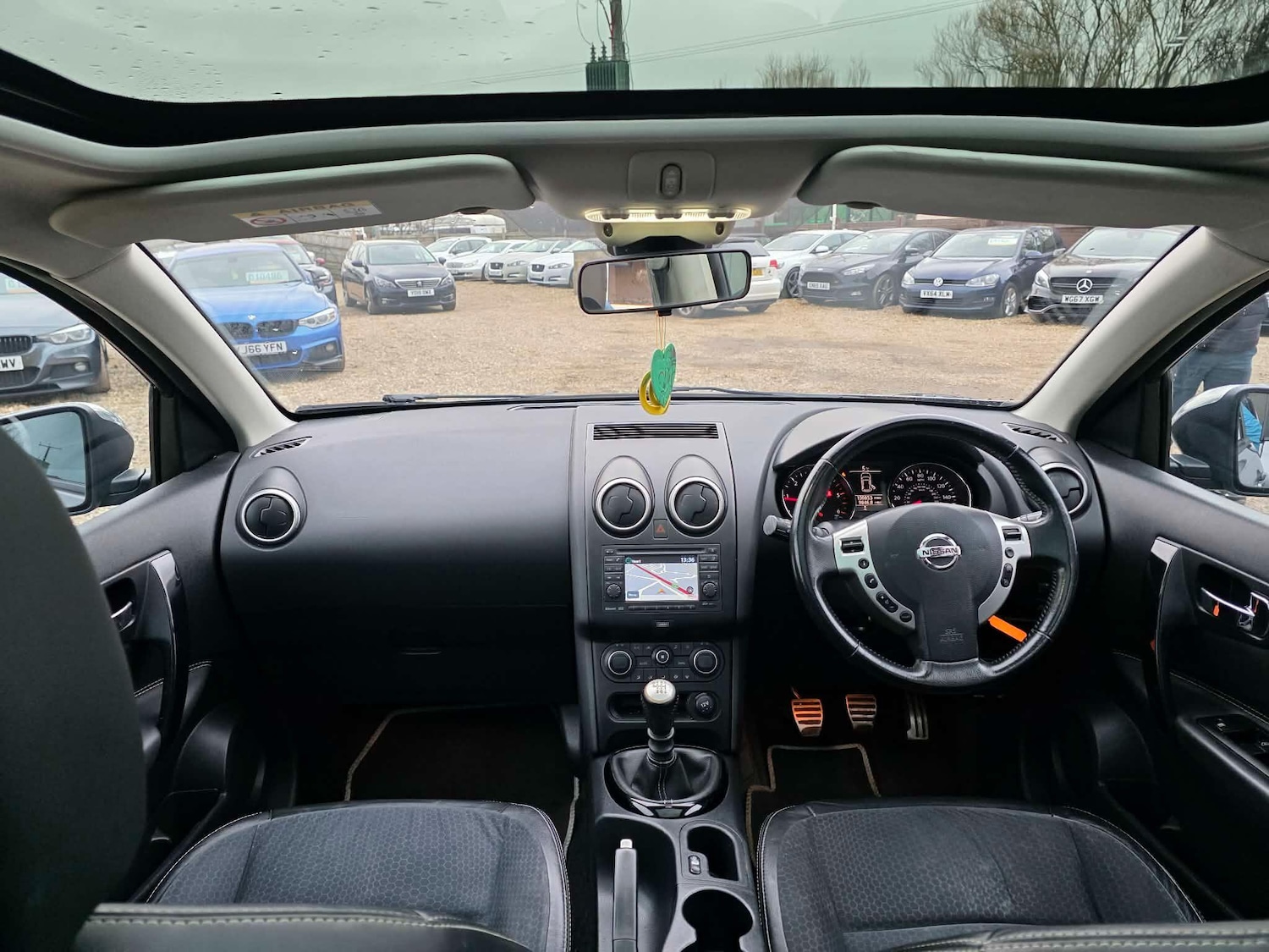 Used Nissan Qashqai for sale - 77330532: Photo 24