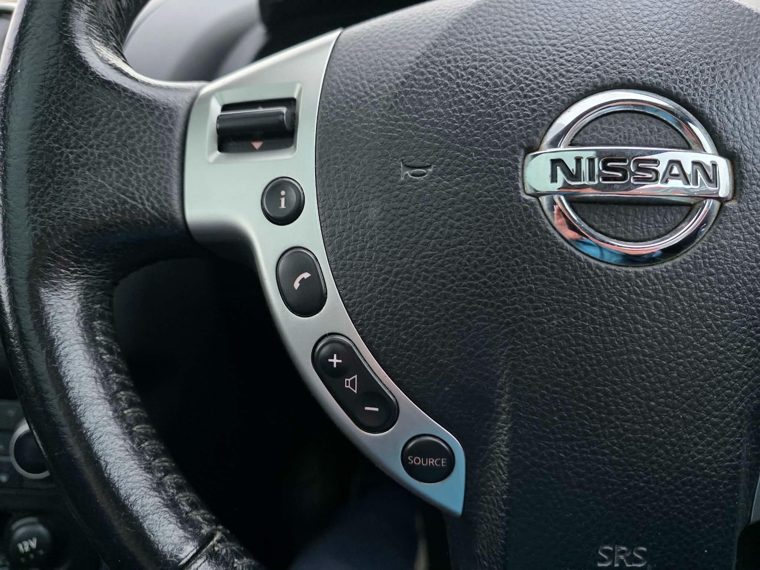 Used Nissan Qashqai for sale - 77330532: Photo 29