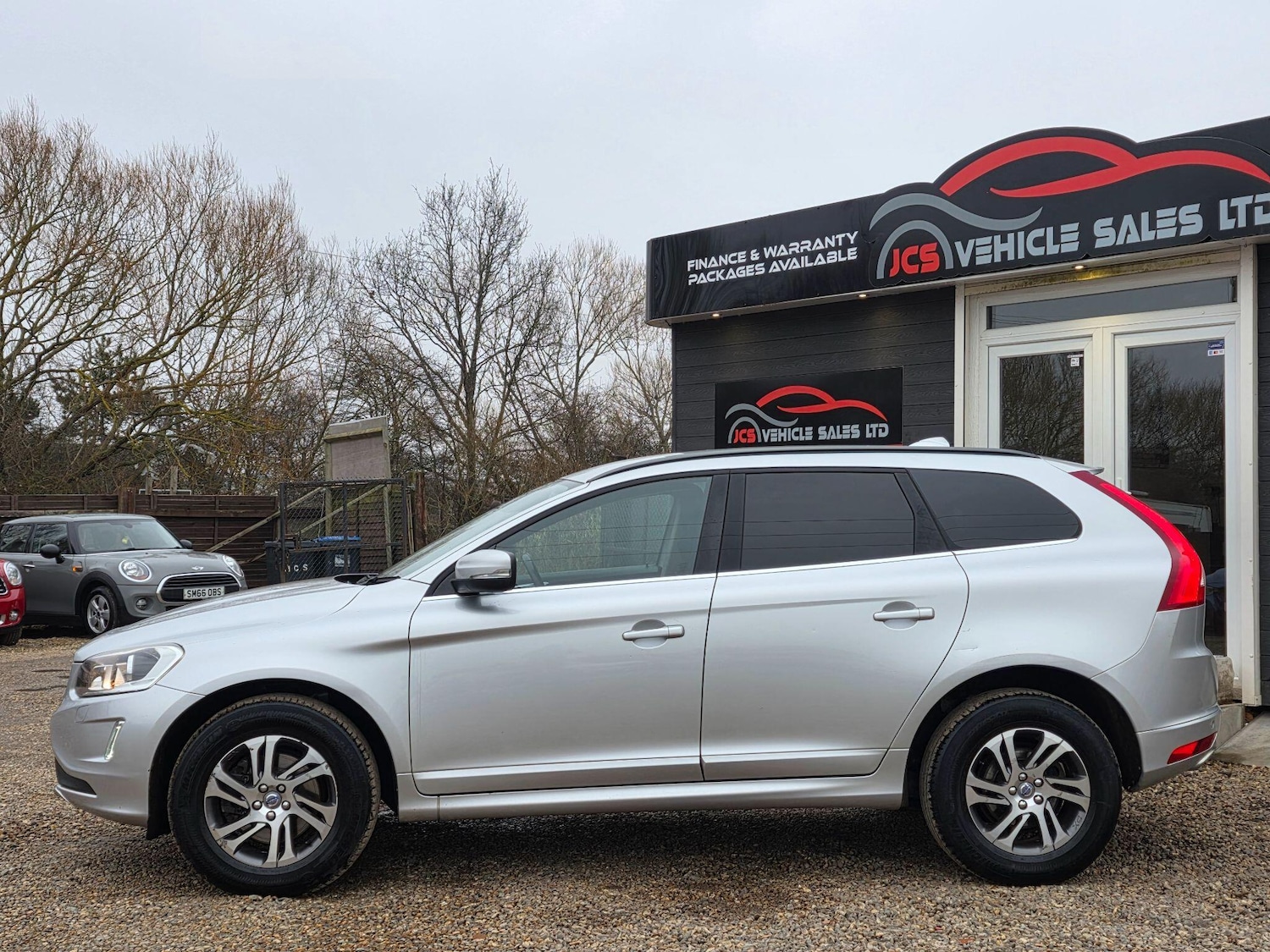 Used Volvo XC60 2015 for sale - 77454912: Photo 11