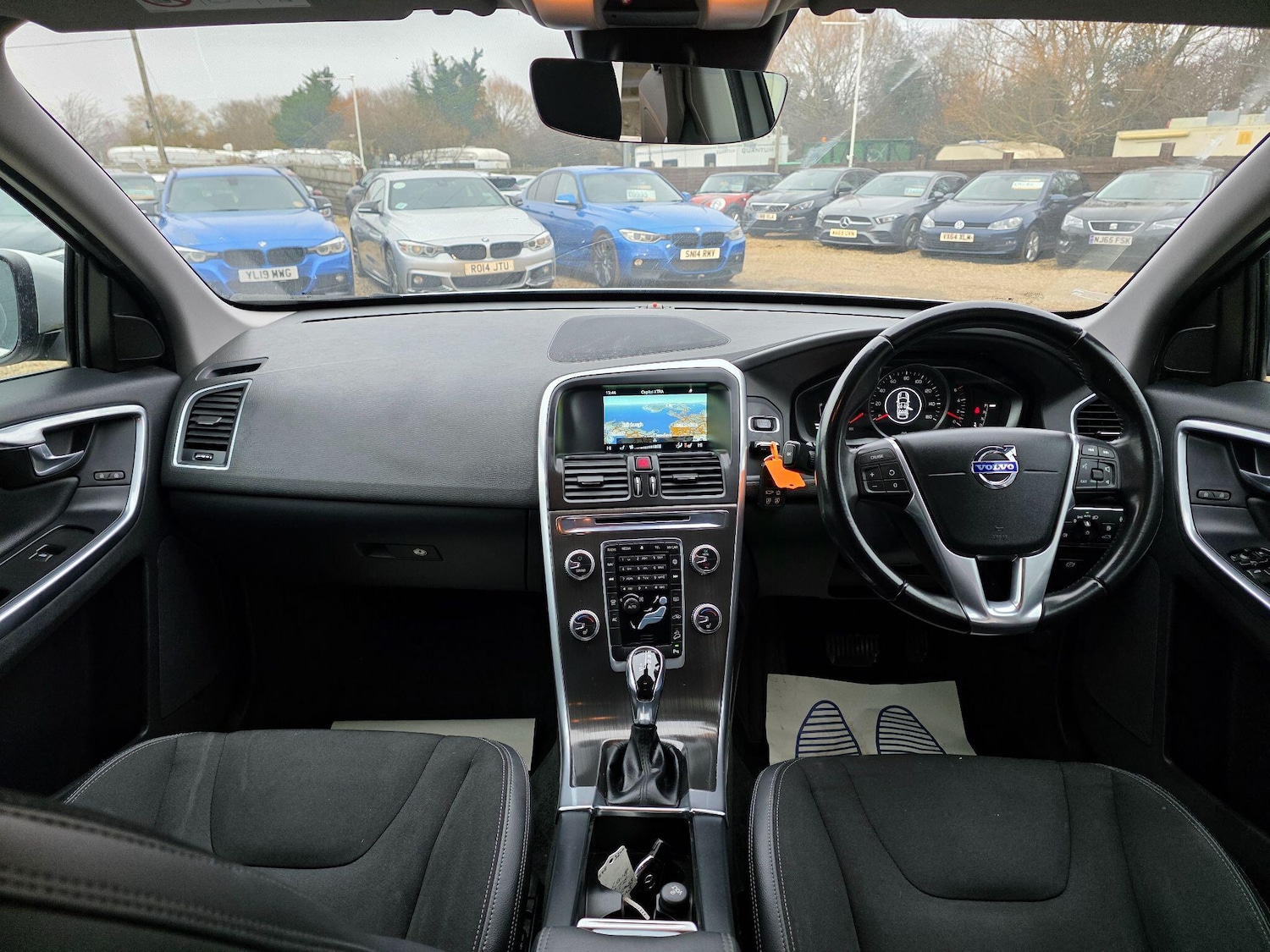 Used Volvo XC60 2015 for sale - 77454912: Photo 23