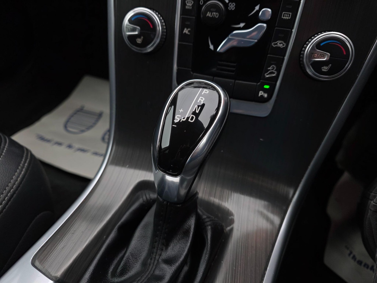 Used Volvo XC60 2015 for sale - 77454912: Photo 26