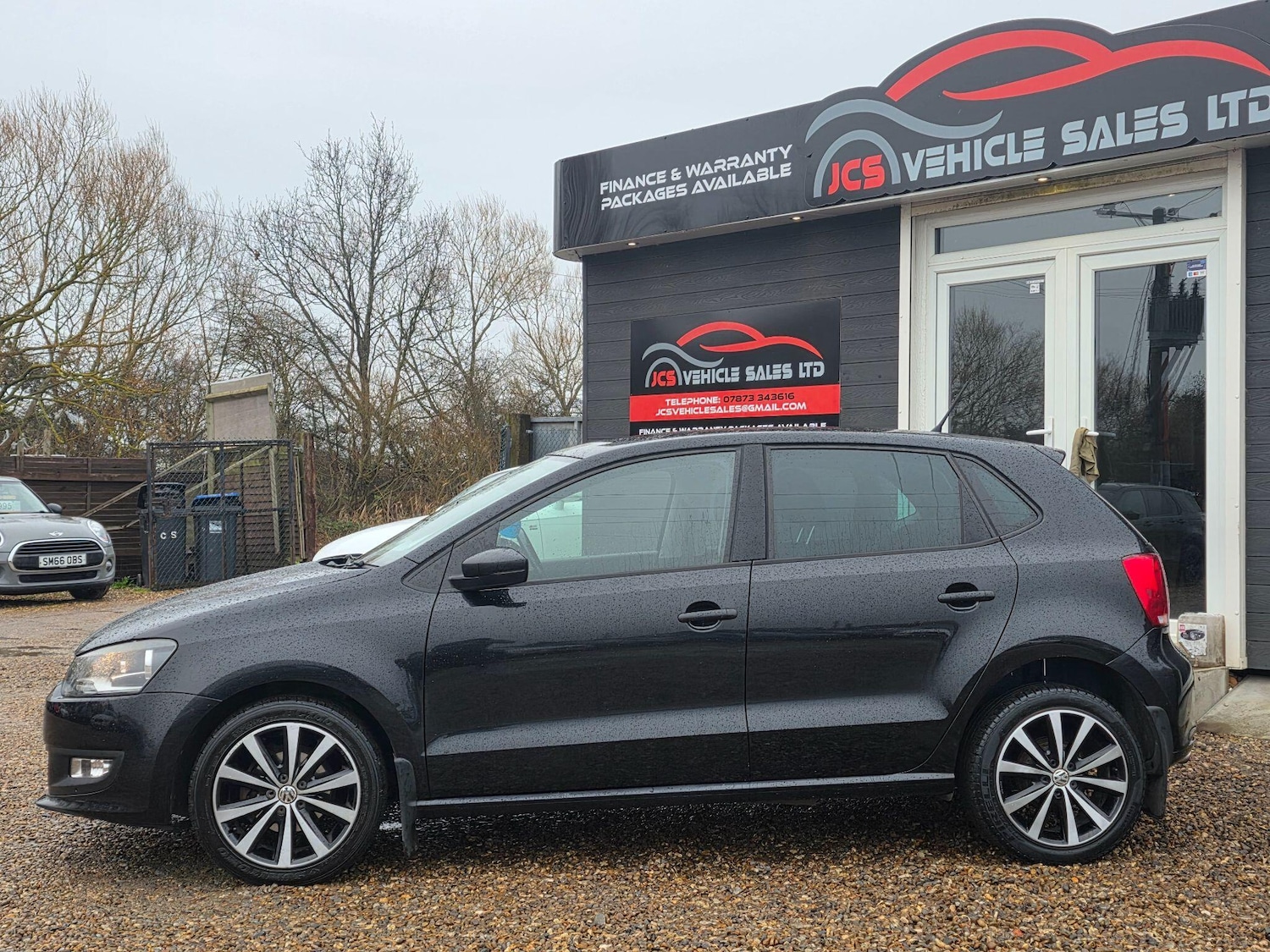 Used Volkswagen Polo 2011 for sale - 77625908: Photo 11