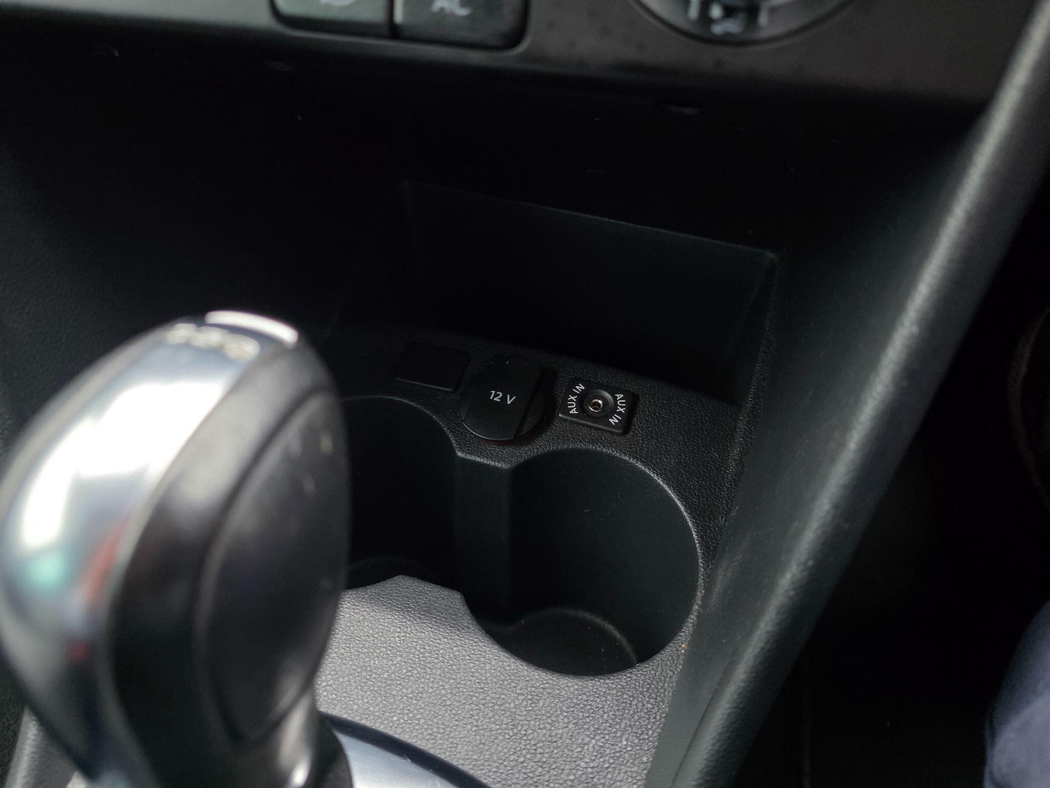 Used Volkswagen Polo 2011 for sale - 77625908: Photo 25