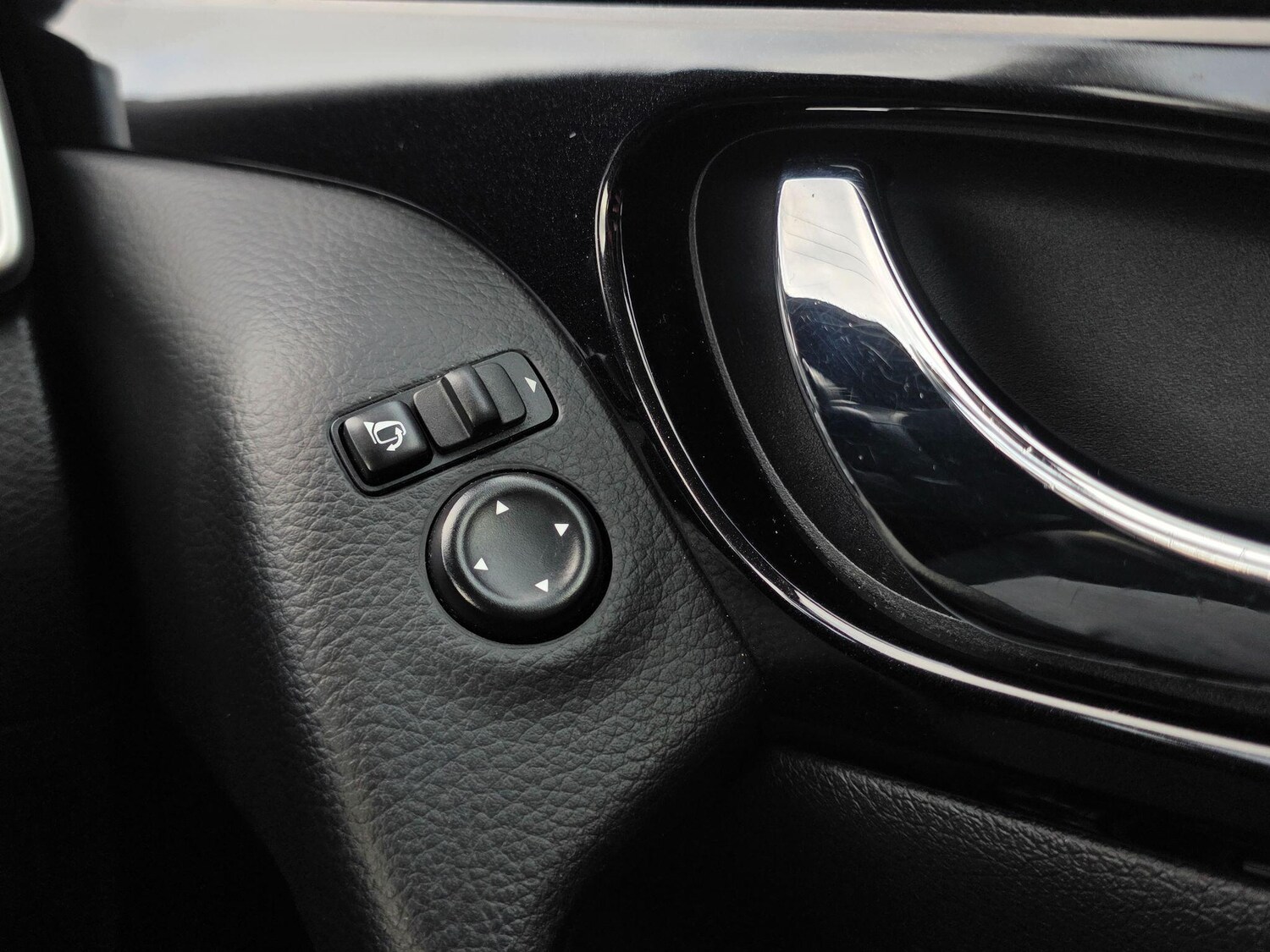 Used Nissan Qashqai 2015 for sale - 77898267: Photo 37