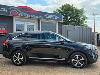 Used Kia Sorento 2016 for sale - 79012379: Photo