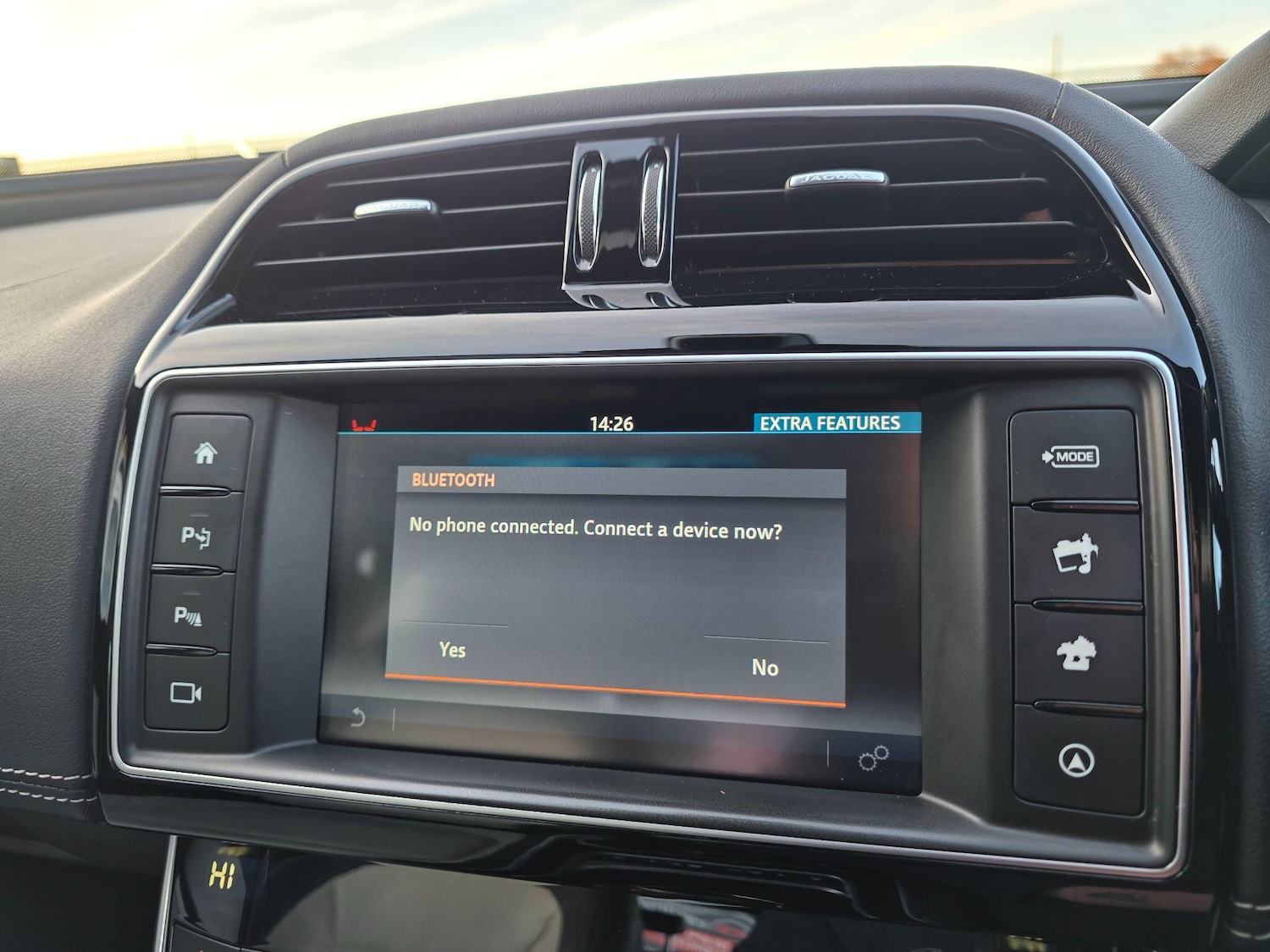 Used Jaguar XE 2016 for sale - 76912827: Photo 30