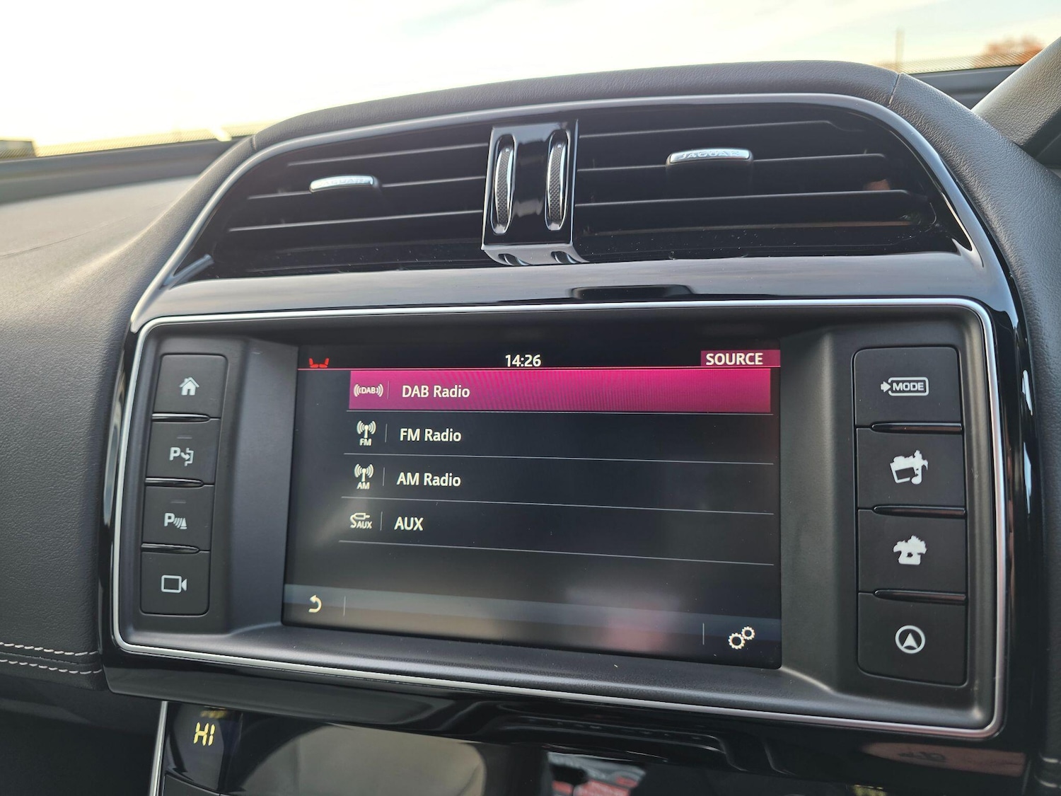 Used Jaguar XE 2016 for sale - 76912827: Photo 31