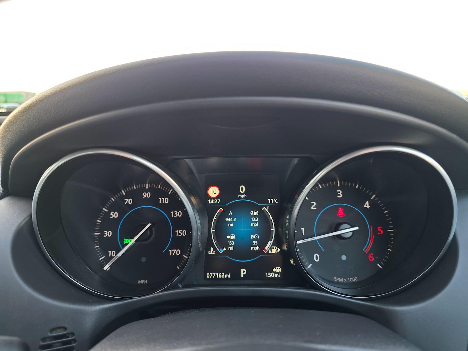 Used Jaguar XE 2016 for sale - 76912827: Photo 38