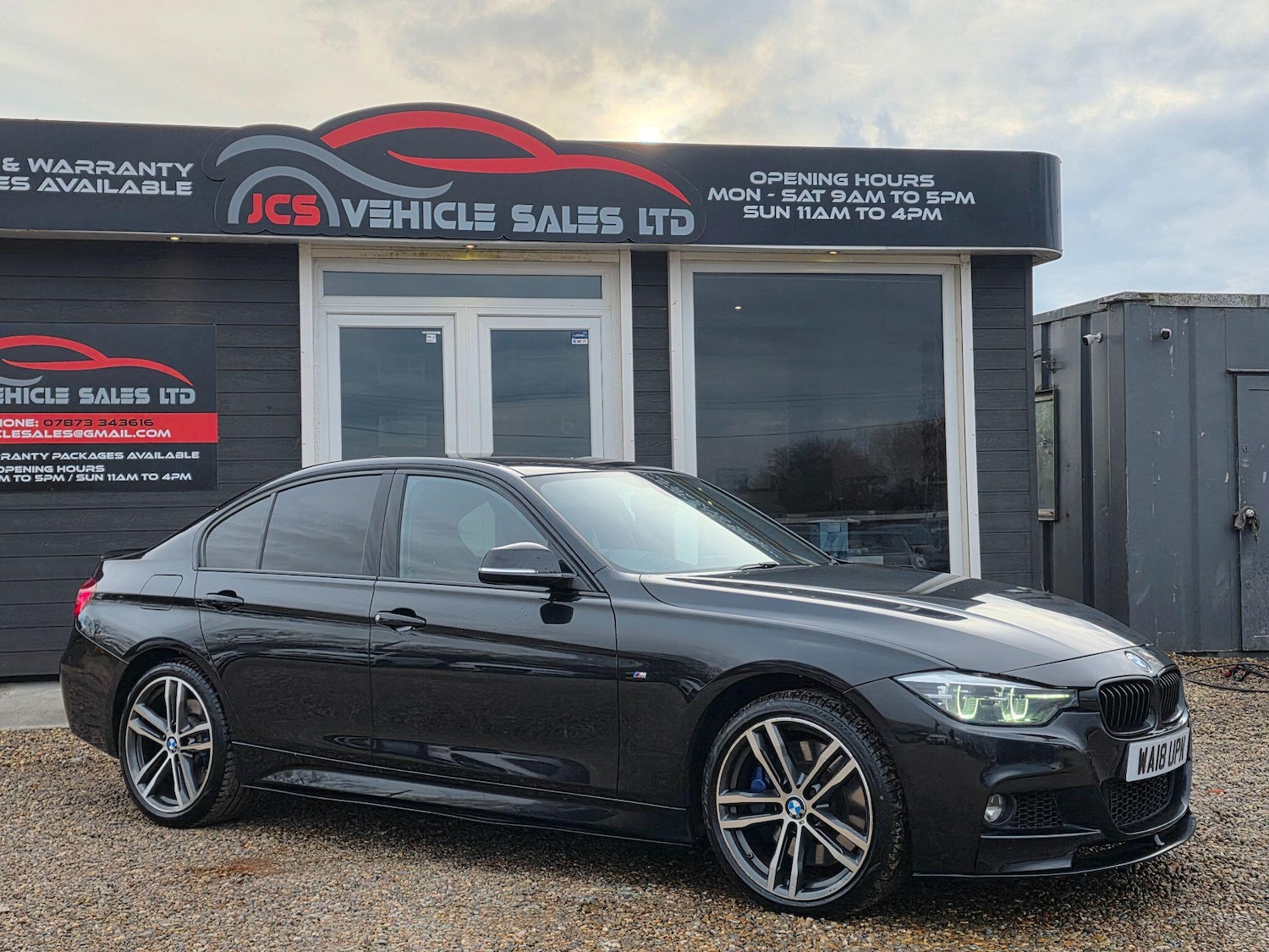 Used BMW 3 Series 2018 for sale - 76965592: Photo 2