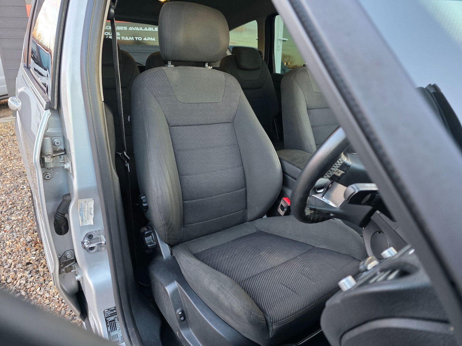 Used Ford S-Max 2013 for sale - 77163299: Photo 14