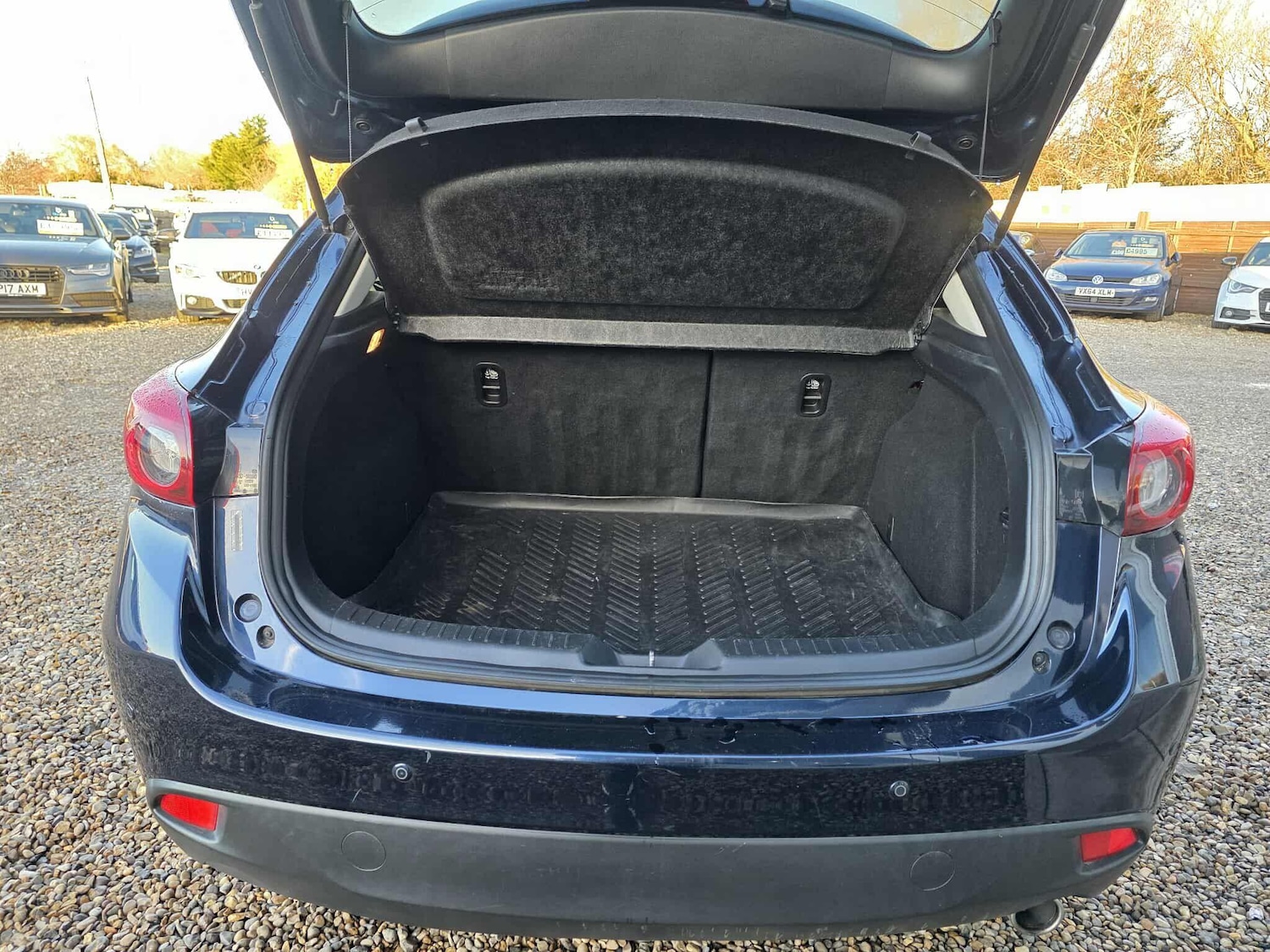 Used Mazda Mazda3 2016 for sale - 76786813: Photo 14