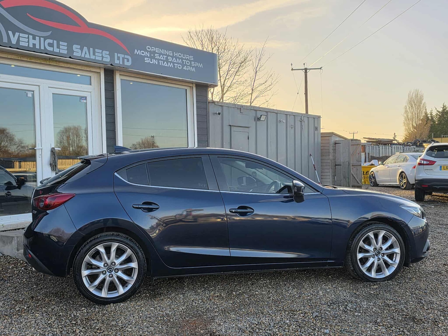 Used Mazda Mazda3 2016 for sale - 76786813: Photo 3