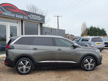 Used Peugeot 5008 2019 for sale - 77625614: Photo