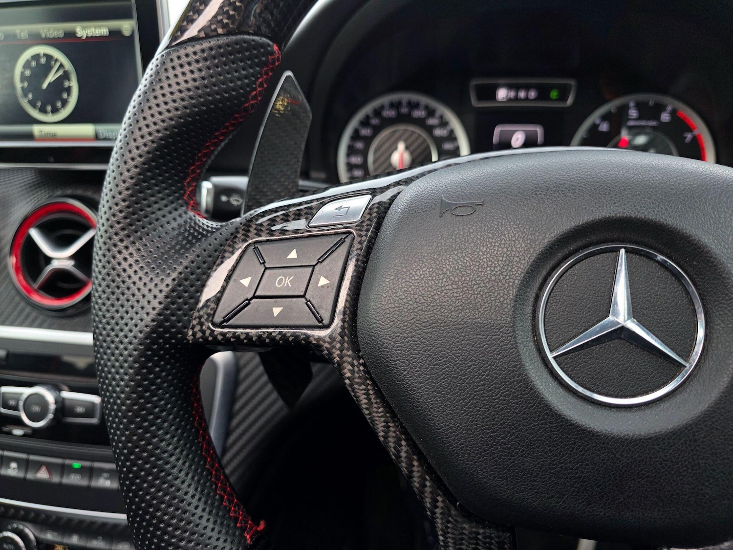 Used Mercedes-Benz A-Class 2015 for sale - 77358967: Photo 39